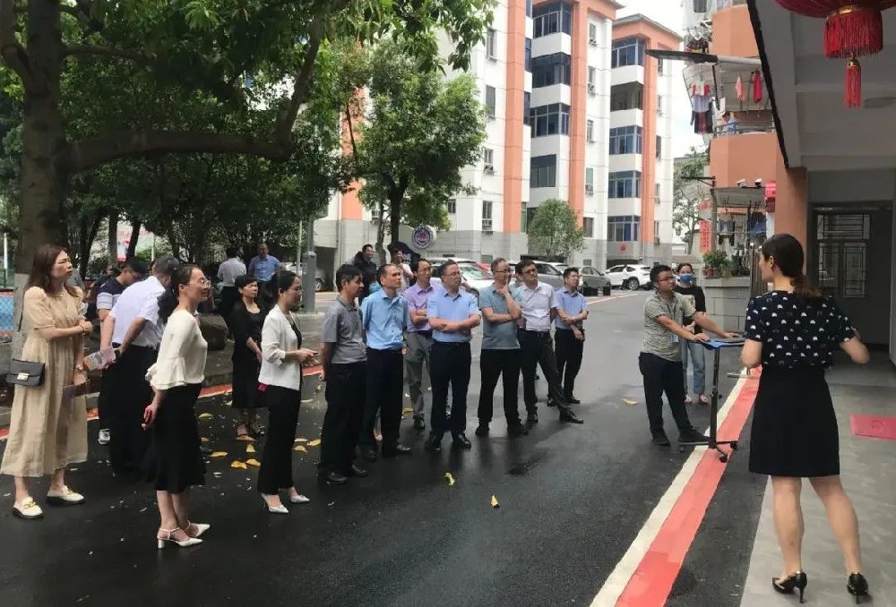 吉安市縣巡察機構考察團蒞臨贛縣井前家園調(diào)研